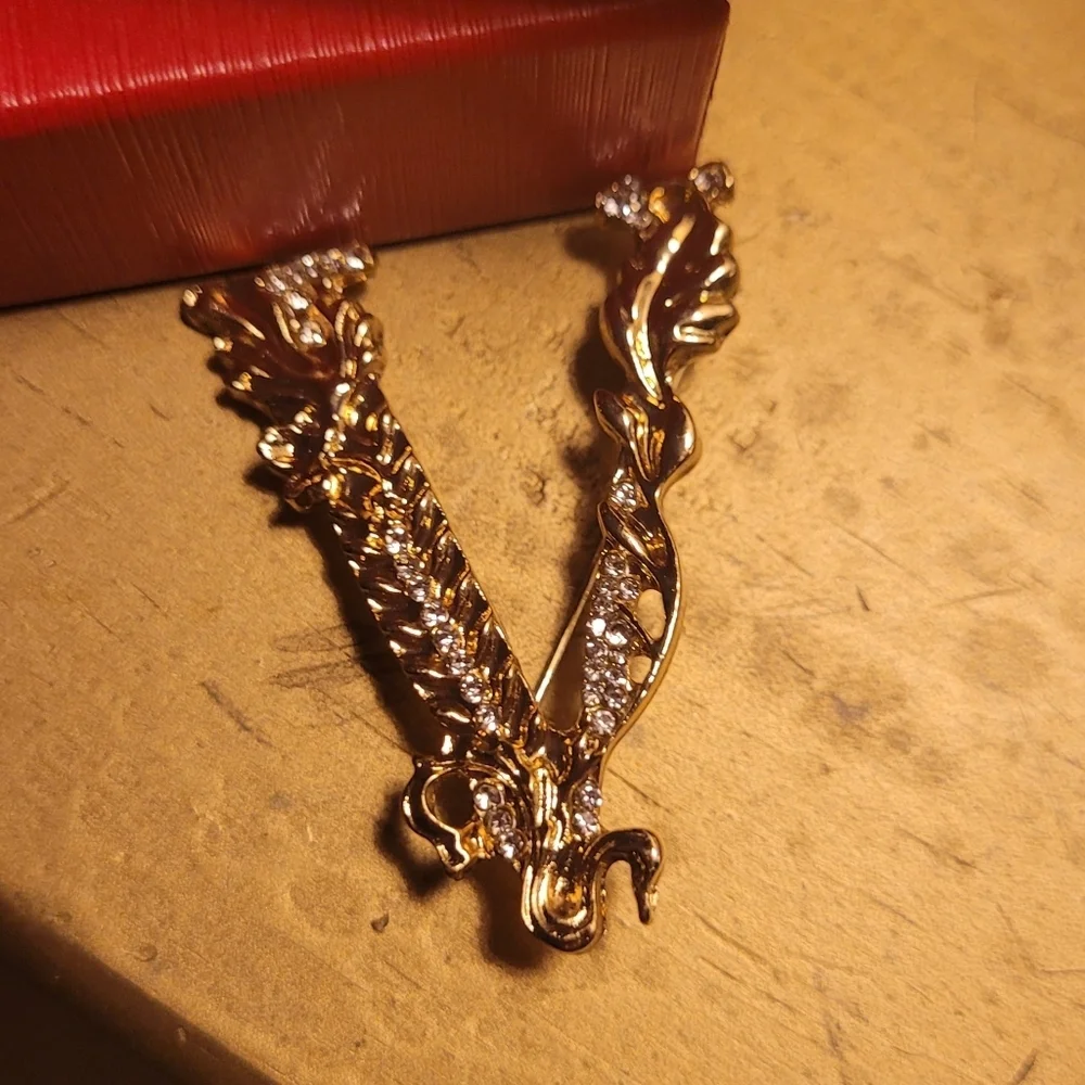 NWT Luxury V-Shaped White Crystals Embellished Gold Brooch